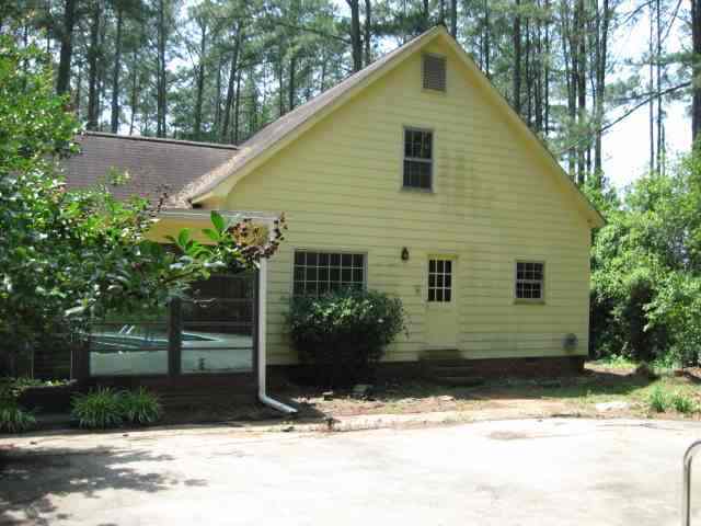1031 Marett Road Pendleton, SC 29670 - Photo 3 of 11