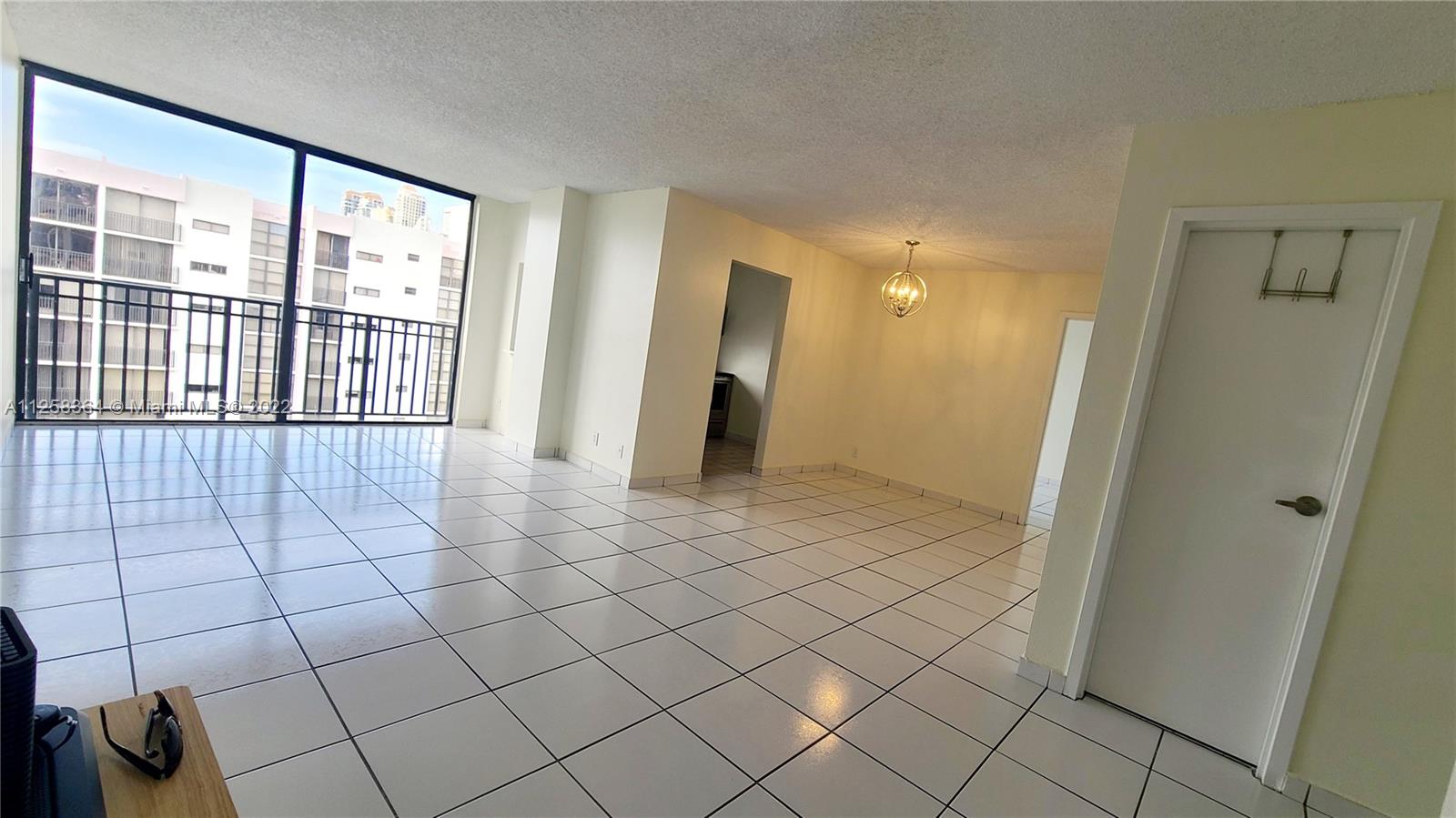 16909 North Bay Road, Unit 907 Sunny Isles Beach, FL 33160 - Photo 9 of 21