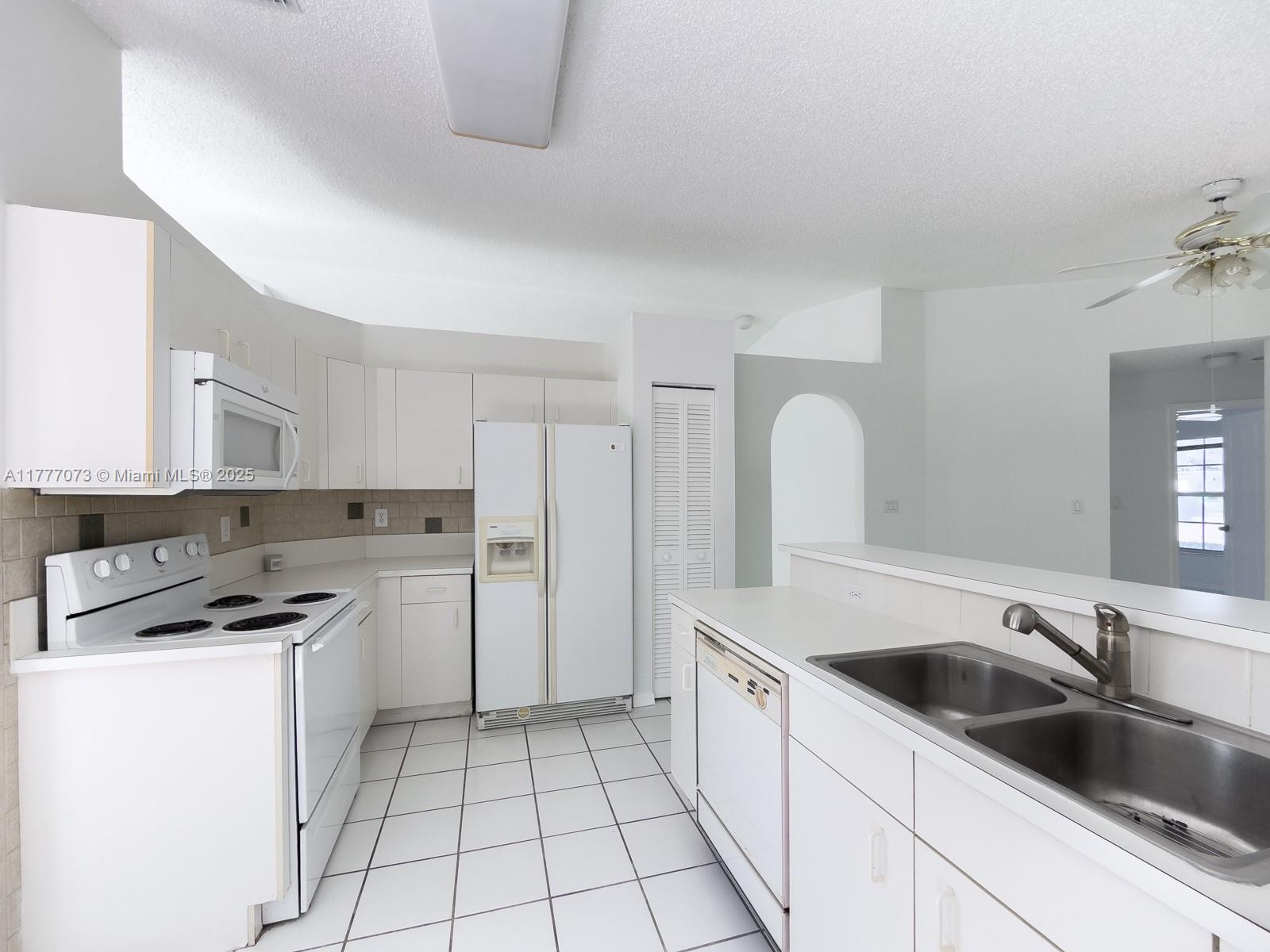 12250 Southwest 144th Terrace Miami, FL 33186 - Photo 6 of 21