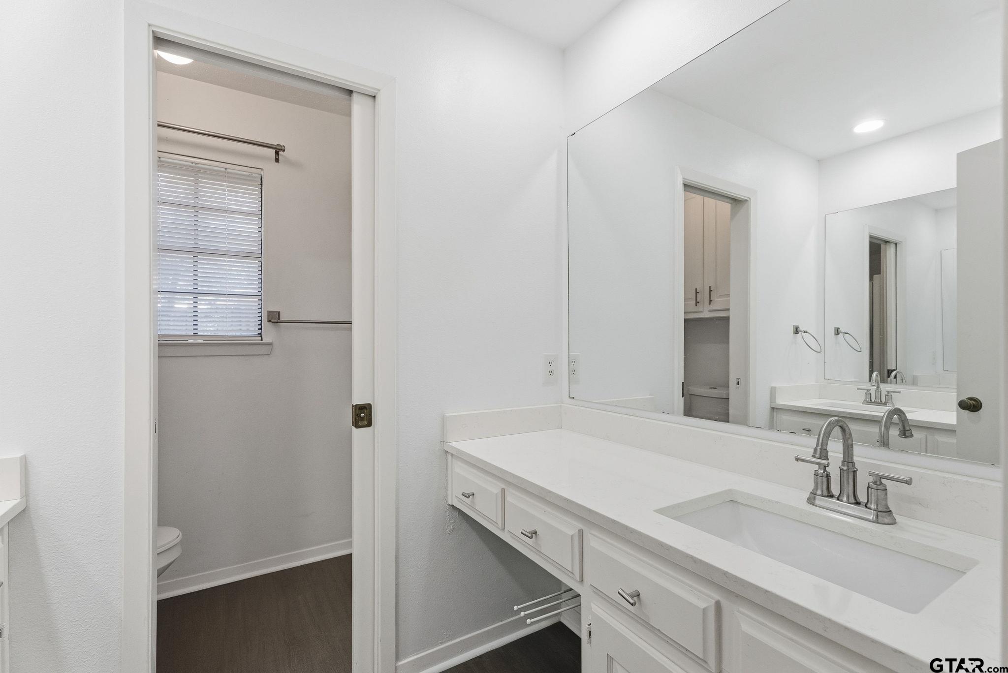 1206 Hampton Lane Tyler, TX 75701 - Photo 16 of 33