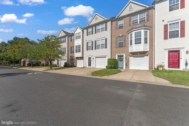 $432,900 | 9708 Woodyard Circle, Upper Marlboro, MD 20772