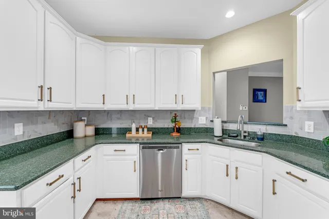 $432,900 | 9708 Woodyard Circle, Upper Marlboro, MD 20772