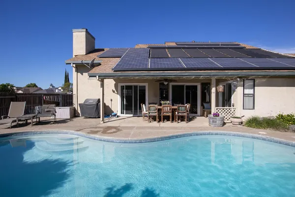 $619,000 | 1057 Mission Ridge Drive, Manteca, CA 95337