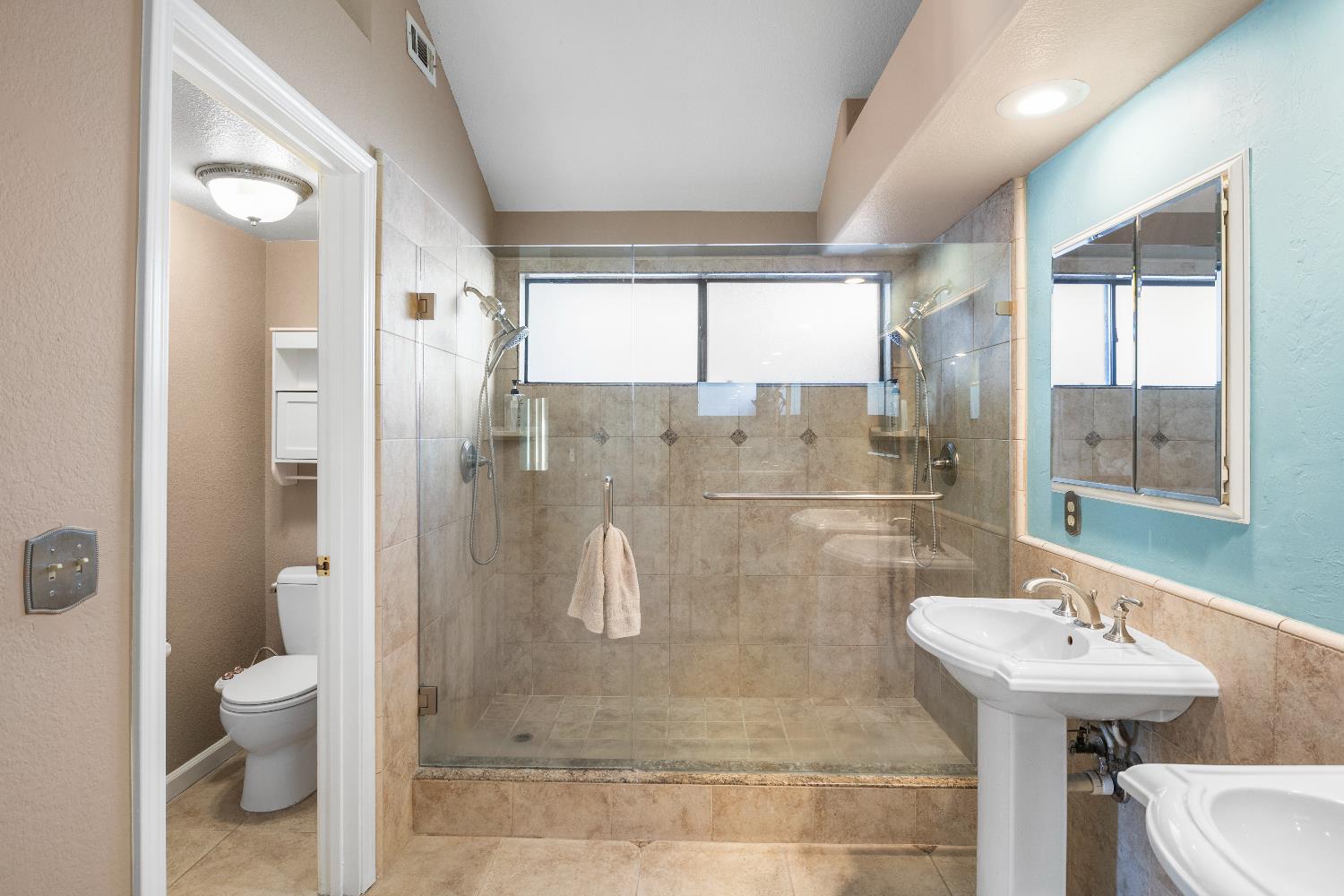 1057 Mission Ridge Drive Manteca, CA 95337 - Photo 23 of 49