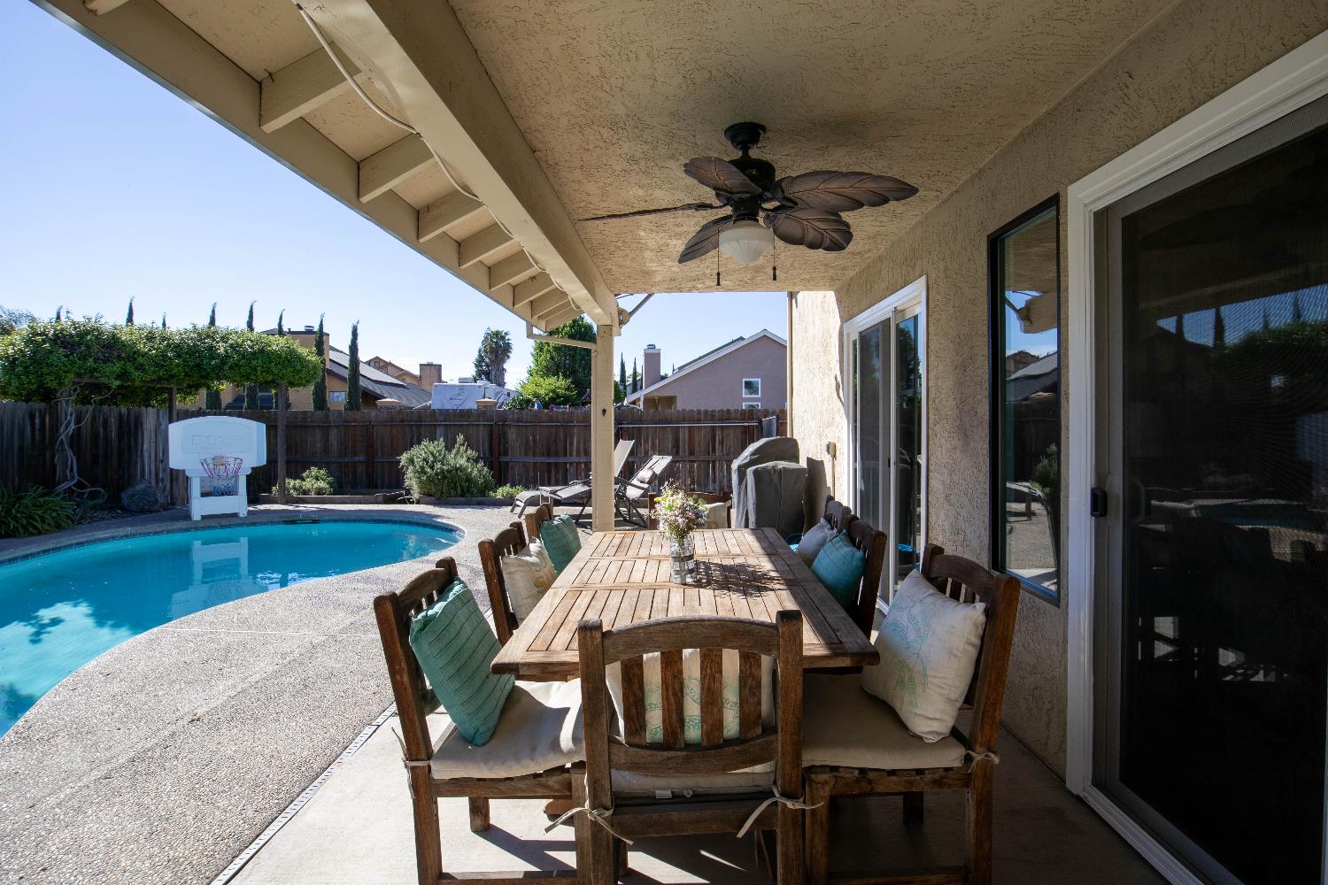 1057 Mission Ridge Drive Manteca, CA 95337 - Photo 40 of 49