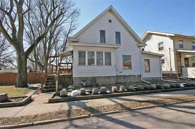 203 South Denver Street Bloomington, IL 61701 - Photo 1 of 1