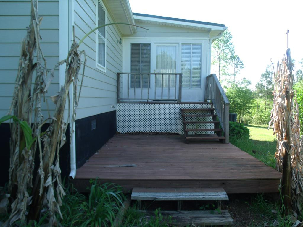 4338 Boulineau Road Blythe, GA 30805 - Photo 23 of 26 Back Deck