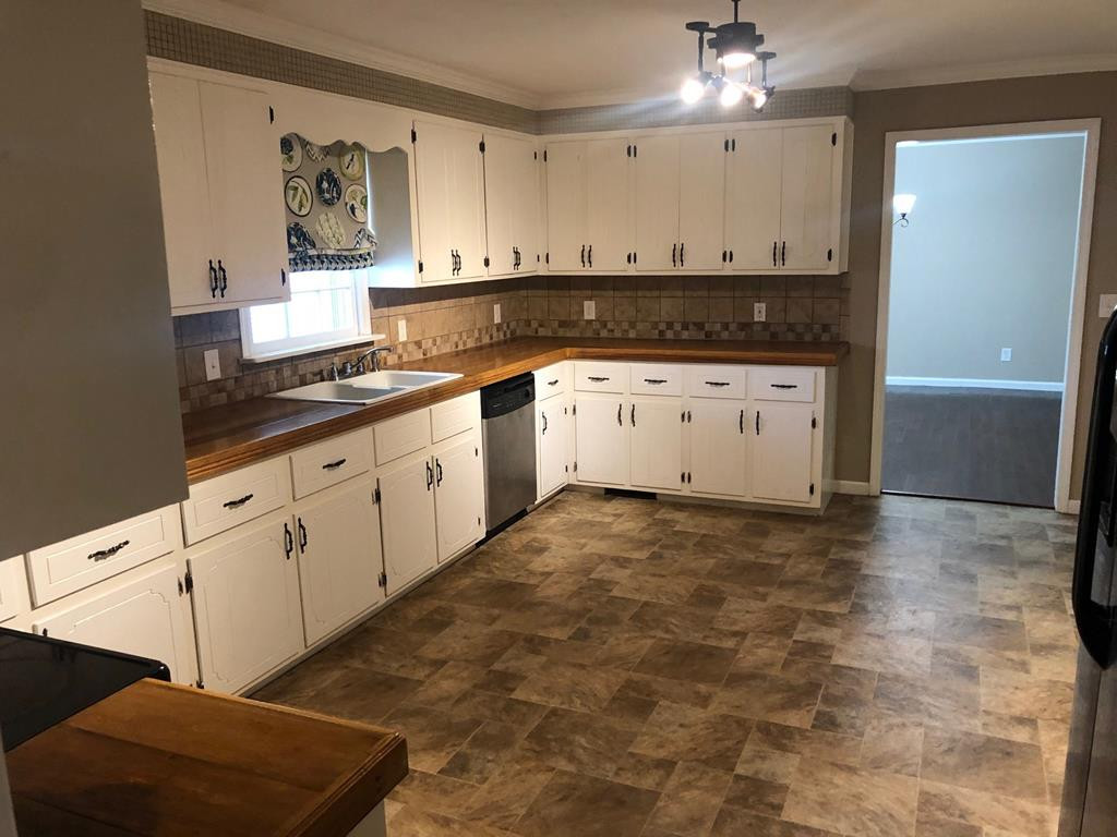 4338 Boulineau Road Blythe, GA 30805 - Photo 6 of 26 Another angle of Kitchen