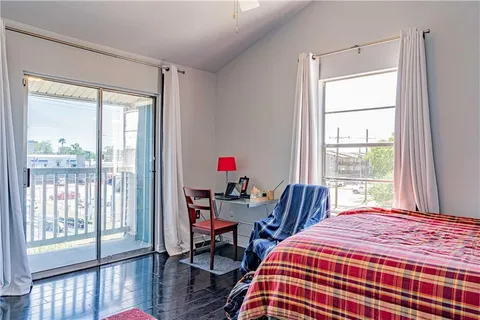 $89,500 | 2330 Edenborn Avenue, Unit 301, Metairie, LA 70001