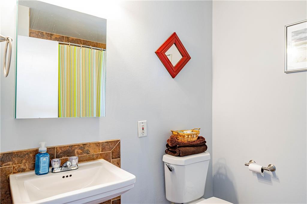 2330 Edenborn Avenue, Unit 301 Metairie, LA 70001 - Photo 17 of 27