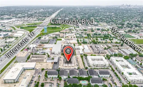 $89,500 | 2330 Edenborn Avenue, Unit 301, Metairie, LA 70001