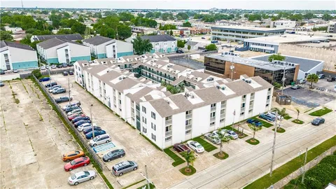 $89,500 | 2330 Edenborn Avenue, Unit 301, Metairie, LA 70001