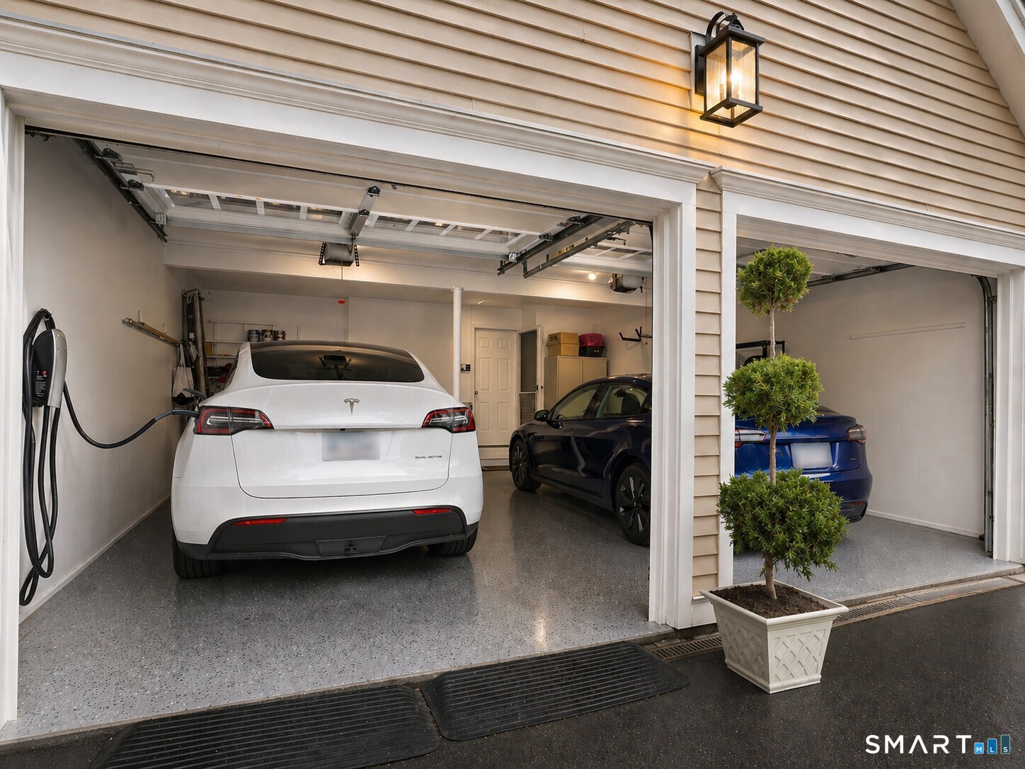 50 Turkey Meadow Road Trumbull, CT 06611 - Photo 2 of 40