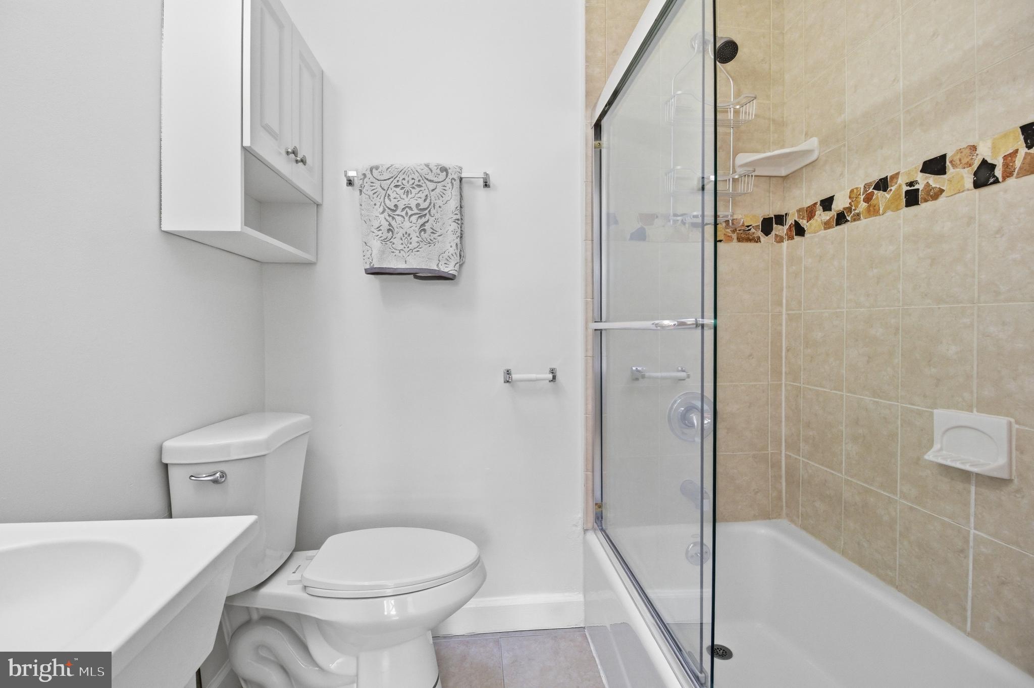 1323 Randolph Street Northwest Washington, DC 20011 - Photo 19 of 31