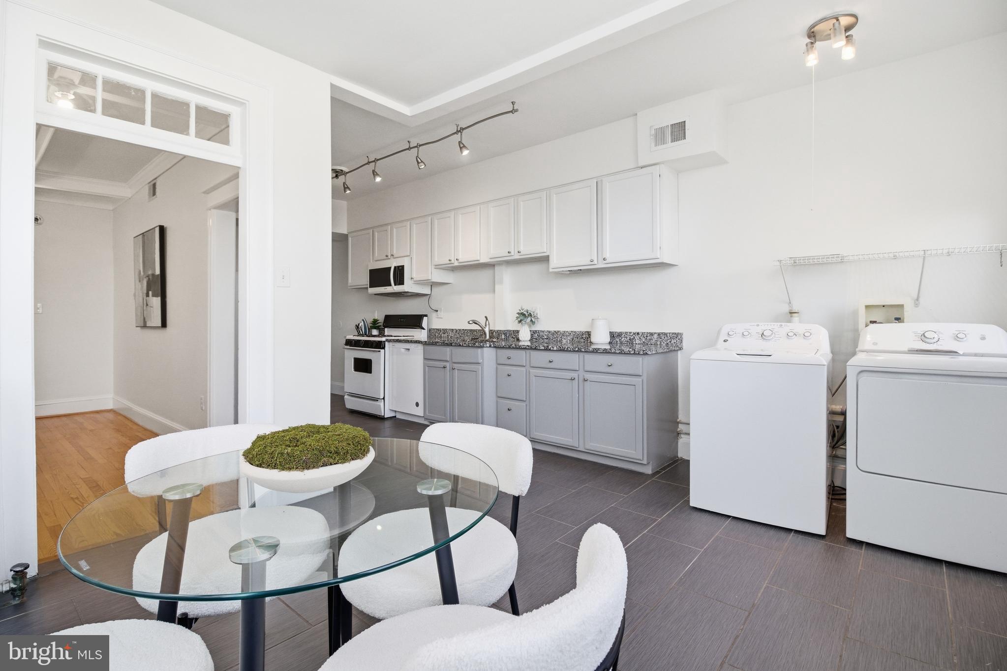 1323 Randolph Street Northwest Washington, DC 20011 - Photo 6 of 31