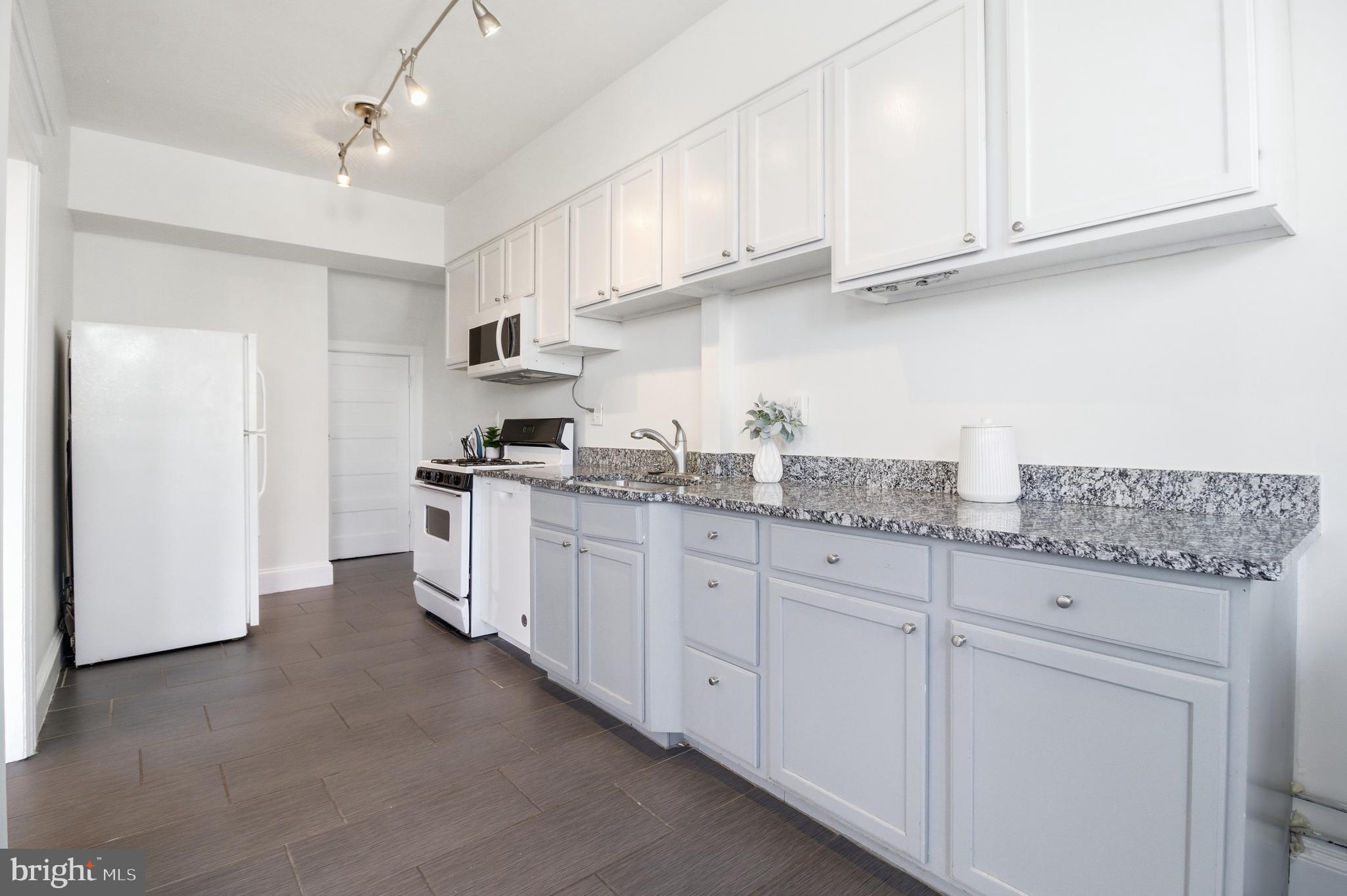 1323 Randolph Street Northwest Washington, DC 20011 - Photo 7 of 31