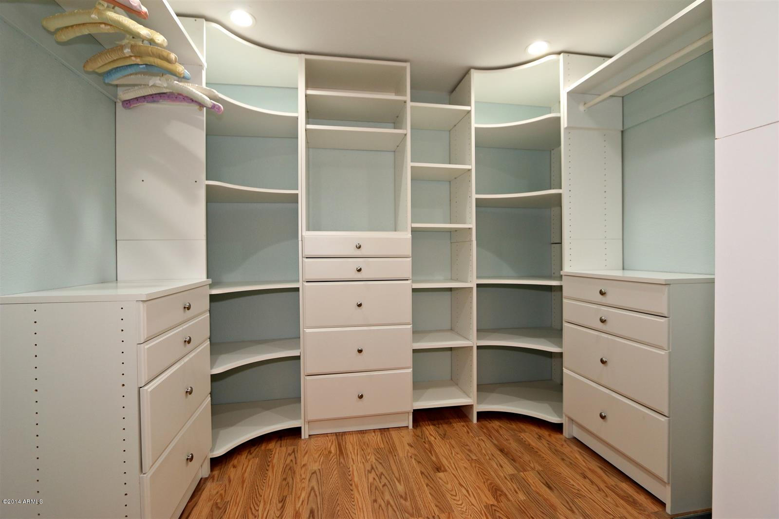 7432 Hum Road, Unit 201 Carefree, AZ 85377 - Photo 19 of 36 Master Closet