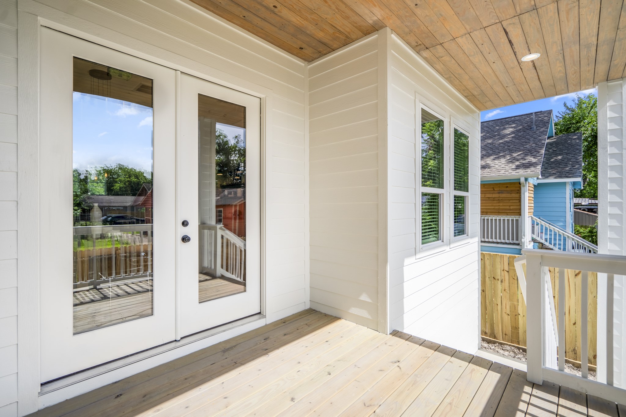 4101 East Rogers Street Houston, TX 77022 - Photo 40 of 42 a view of a house with a backyard