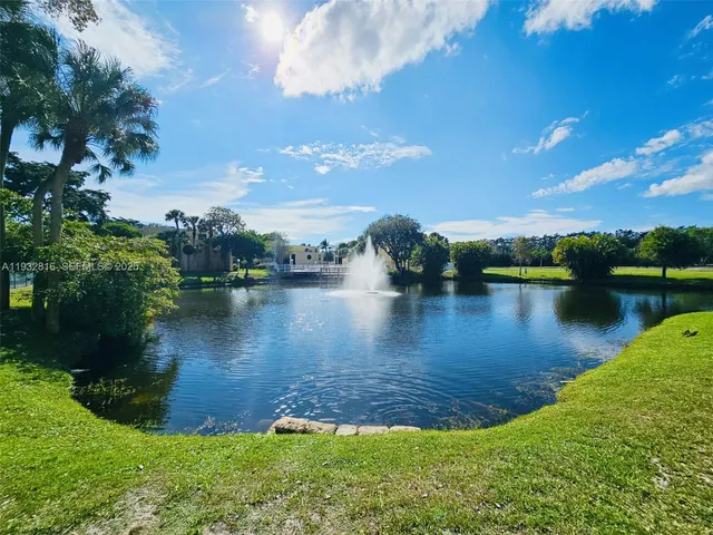 $235,000 | 2831 Southwest 87th Avenue, Unit 704, Davie, FL 33328