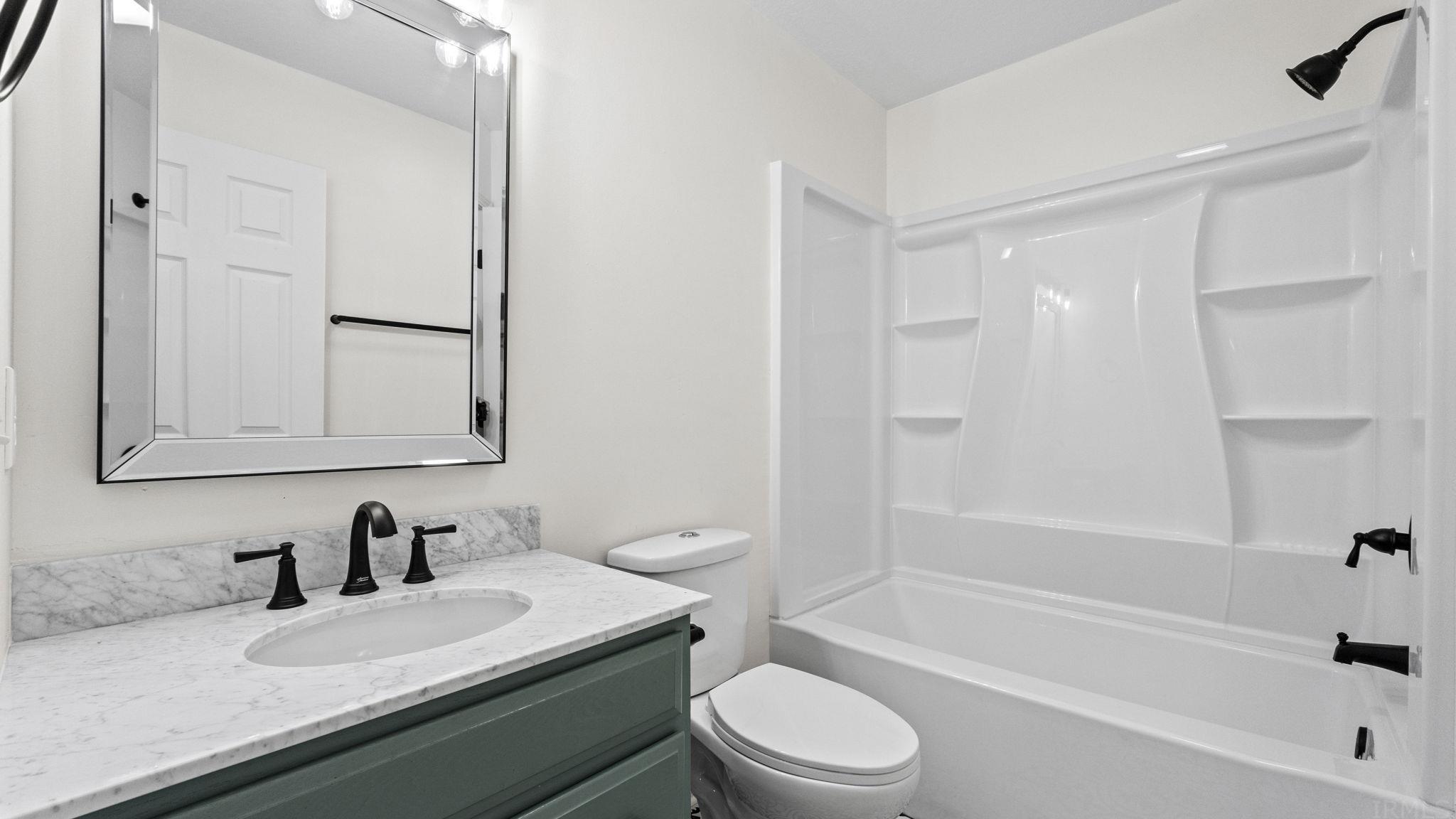 2100 Timber Trace Auburn, IN 46706 - Photo 20 of 36