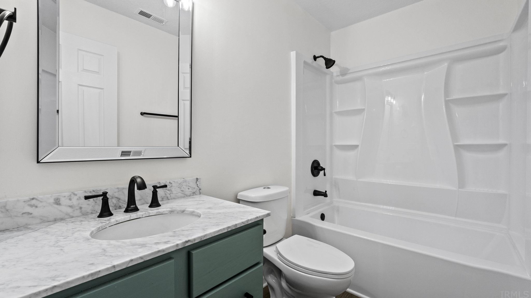 2100 Timber Trace Auburn, IN 46706 - Photo 22 of 36