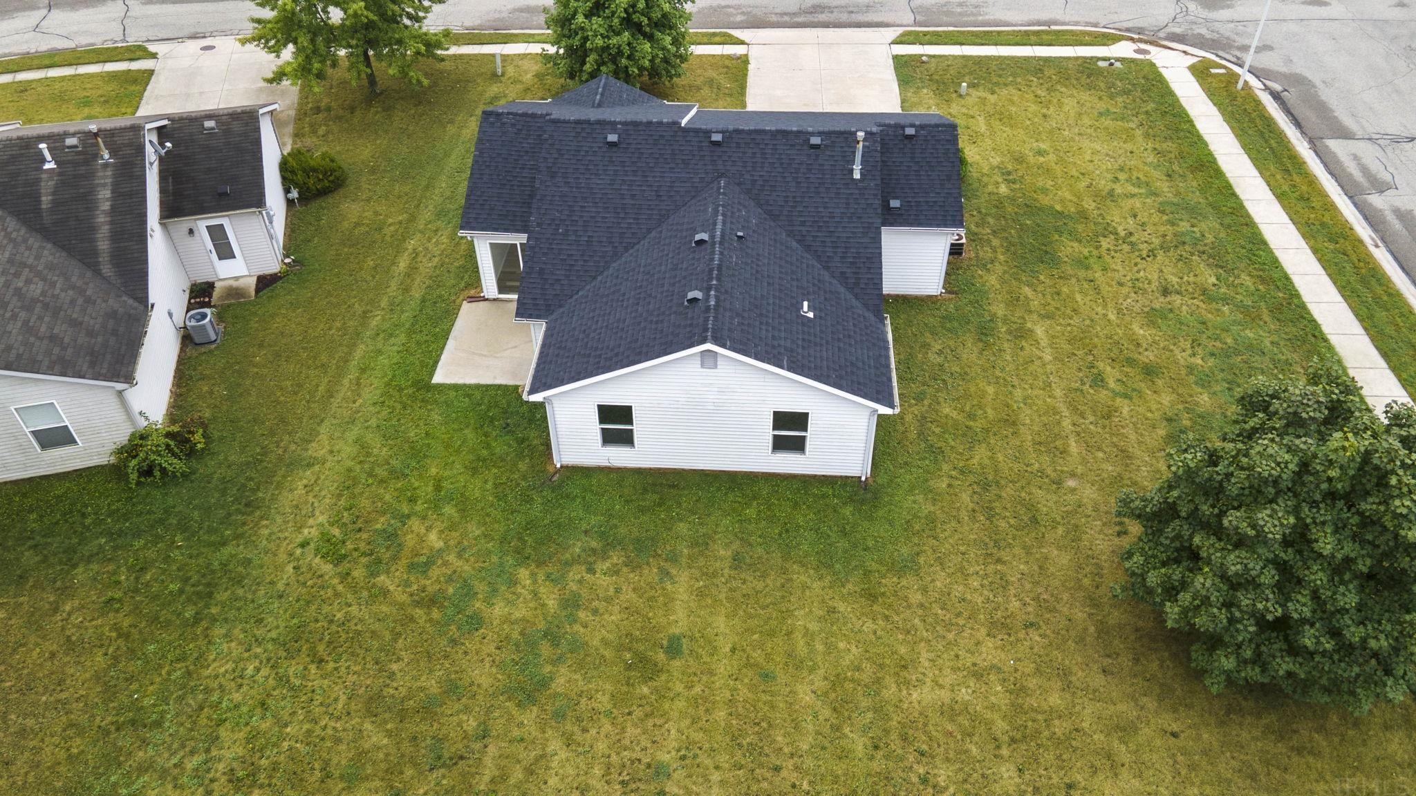 2100 Timber Trace Auburn, IN 46706 - Photo 33 of 36