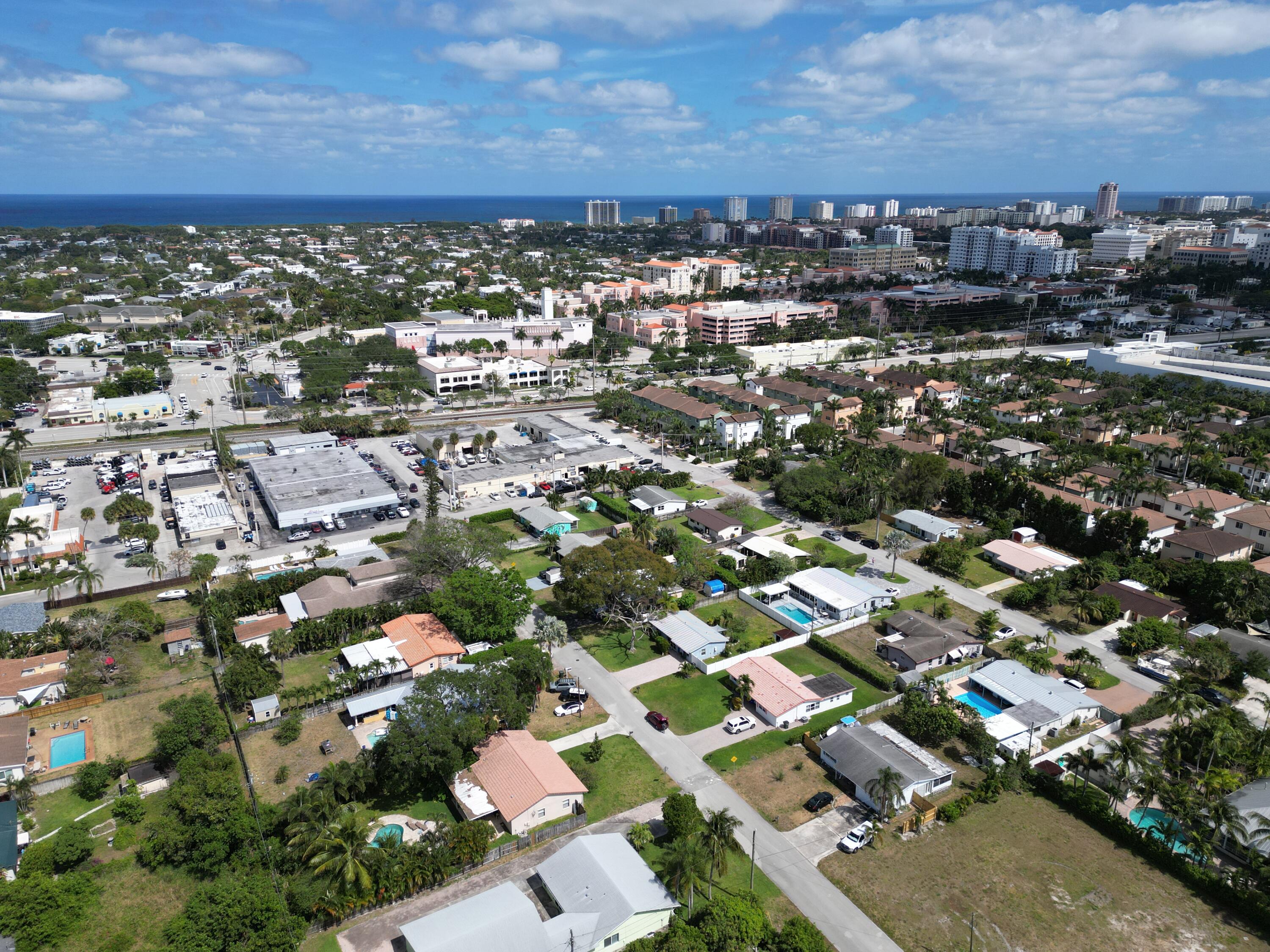 137 Northwest 7th Street Boca Raton, FL 33432 - Photo 4 of 13 137 NW 7th street Drone 2