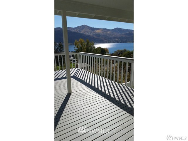 902 West Parkview Road Chelan, WA 98816 - Photo 9 of 13 Gallery Image 9
