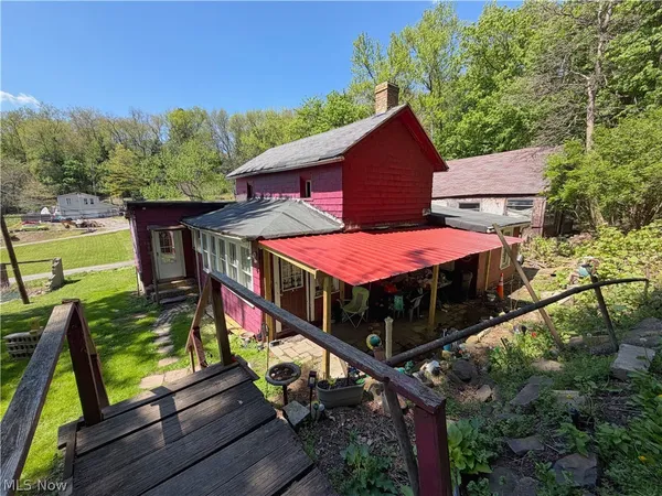 $78,000 | 1921 Smithfield Street, East Liverpool, OH 43920