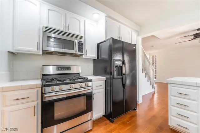 $2,500 | 36 Lovelady Court, Henderson, NV 89074