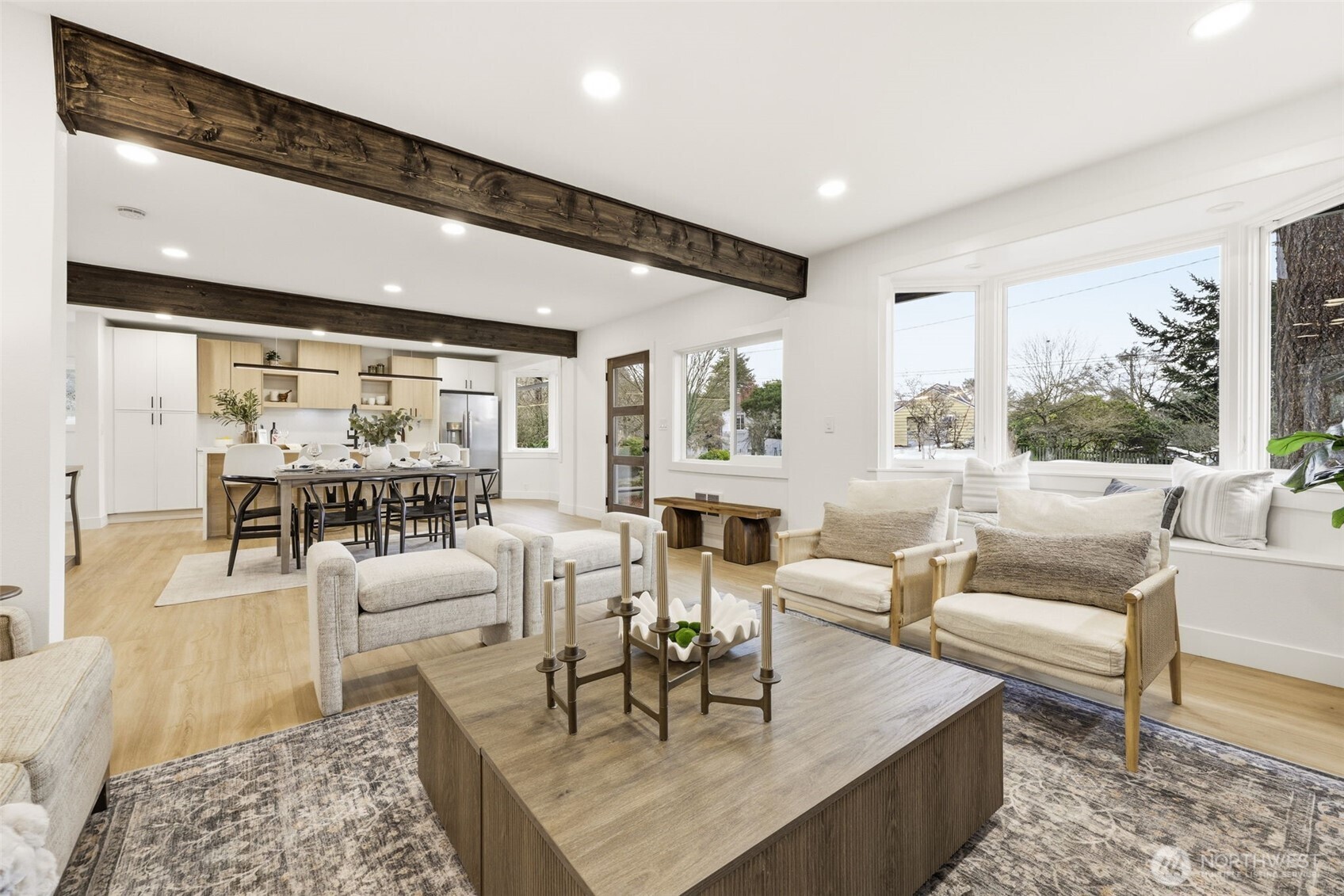 9011 36th Avenue Southwest Seattle, WA 98126 - Photo 4 of 40