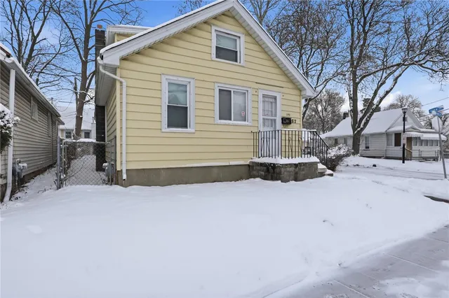 $119,900 | 182 Cottage Street, Rochester, NY 14608