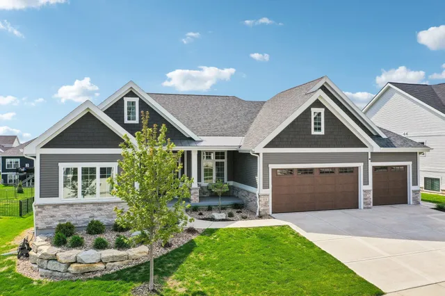 $1,049,000 | 1113 Reese Trail, Waunakee, WI 53597