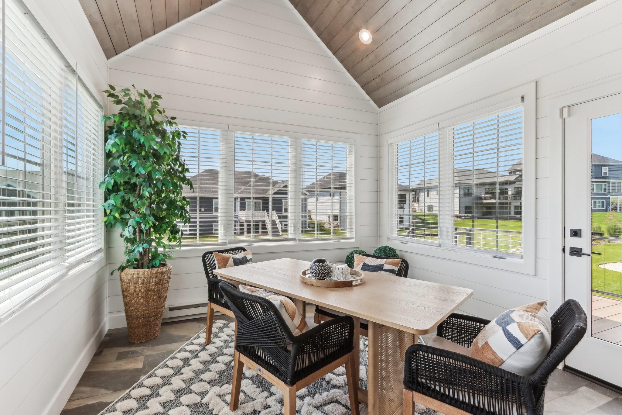 1113 Reese Trail Waunakee, WI 53597 - Photo 18 of 90