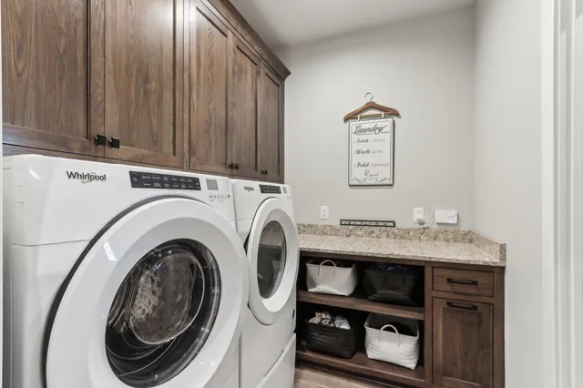 $1,049,000 | 1113 Reese Trail, Waunakee, WI 53597