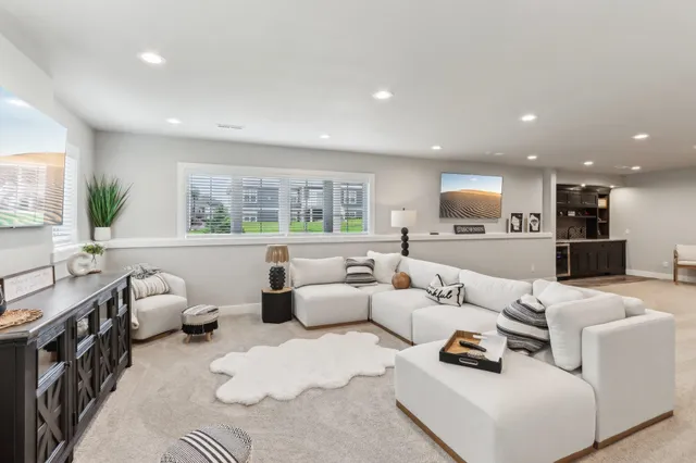 $1,049,000 | 1113 Reese Trail, Waunakee, WI 53597