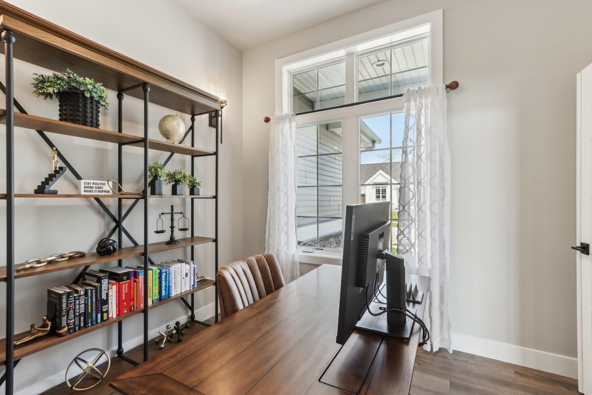 1113 Reese Trail Waunakee, WI 53597 - Photo 7 of 90