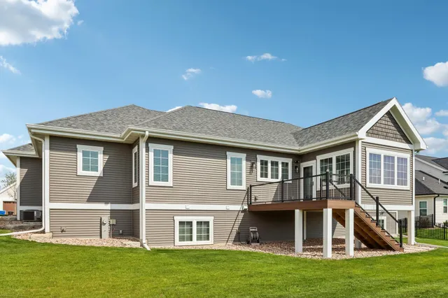 $1,049,000 | 1113 Reese Trail, Waunakee, WI 53597