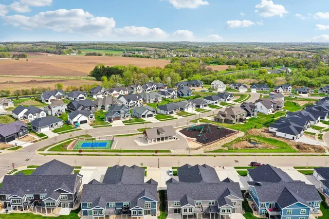 $1,049,000 | 1113 Reese Trail, Waunakee, WI 53597