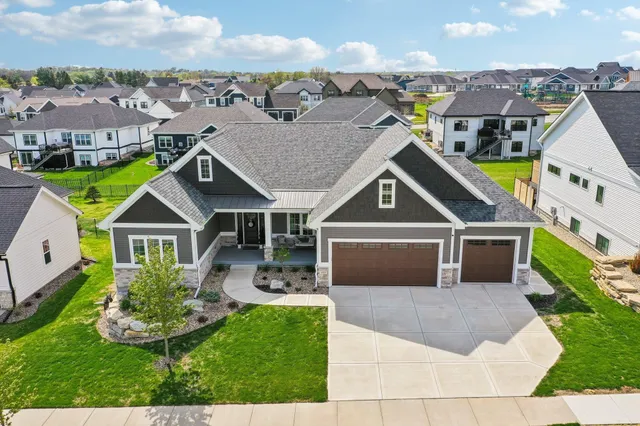 $1,049,000 | 1113 Reese Trail, Waunakee, WI 53597
