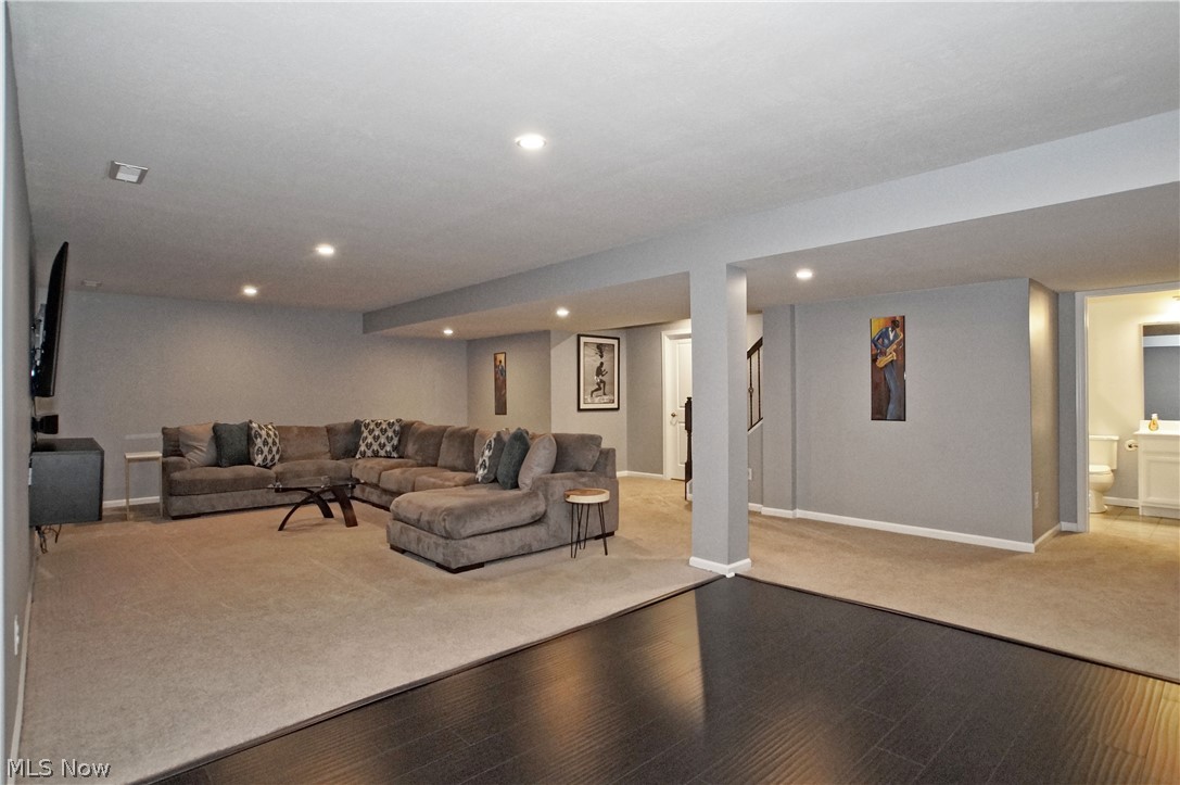 3075 Stonehurst Road Uniontown, OH 44685 - Photo 28 of 35 Gallery Image 28