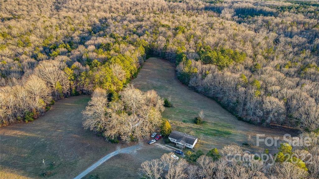 9504 Van Wyck Road Lancaster, SC 29720 - Photo 2 of 10 a view of yard