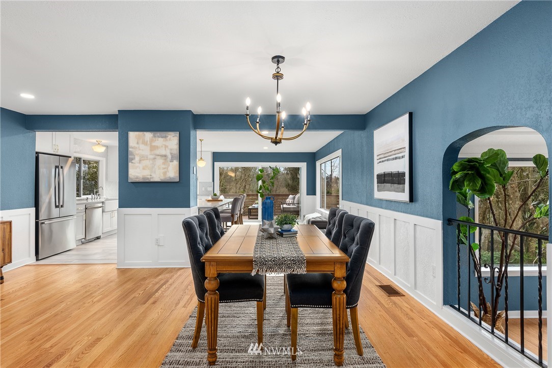 3223 East Mercer Street Seattle, WA 98112 - Photo 3 of 28