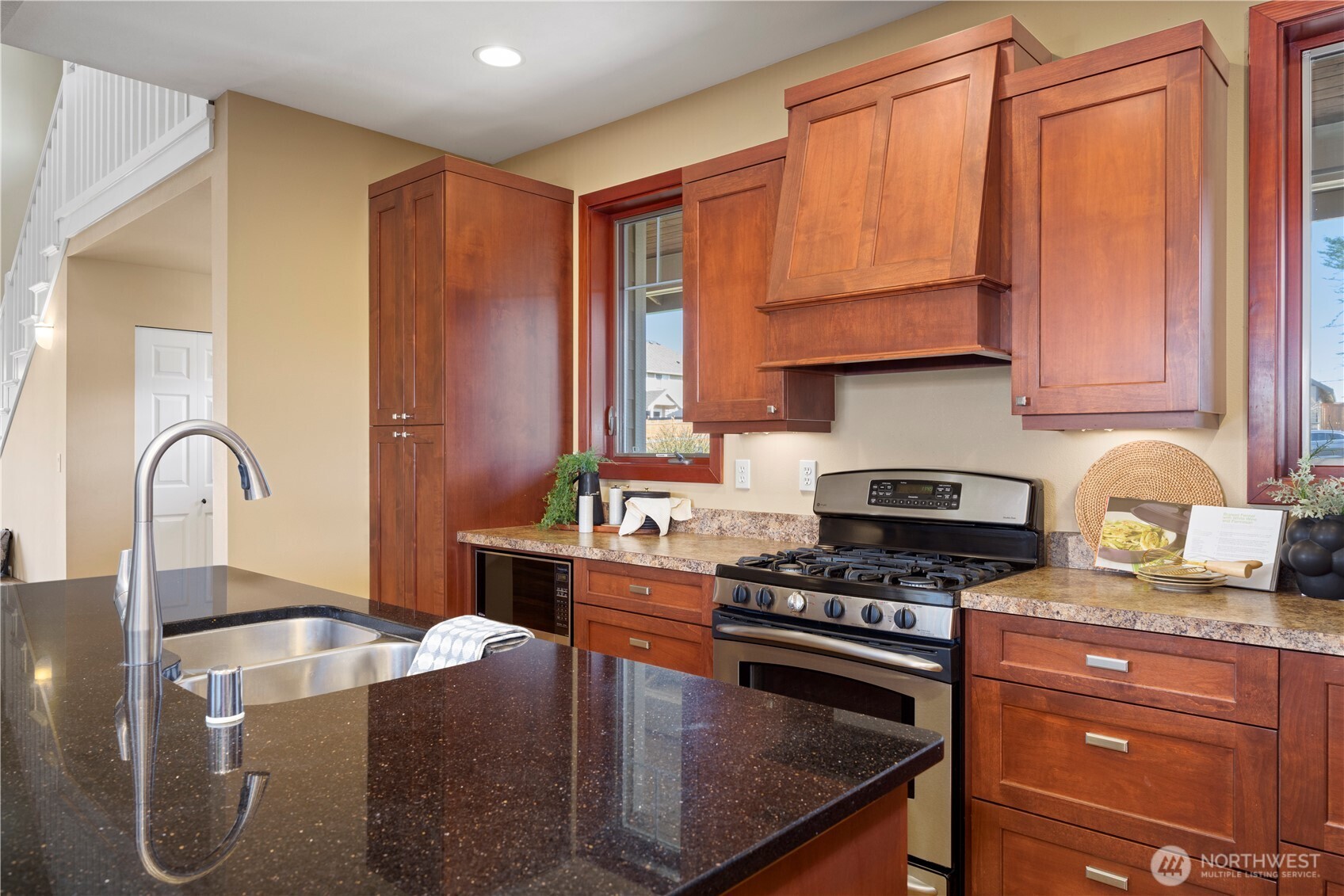 5215 Sparrow Court Ferndale, WA 98248 - Photo 13 of 40
