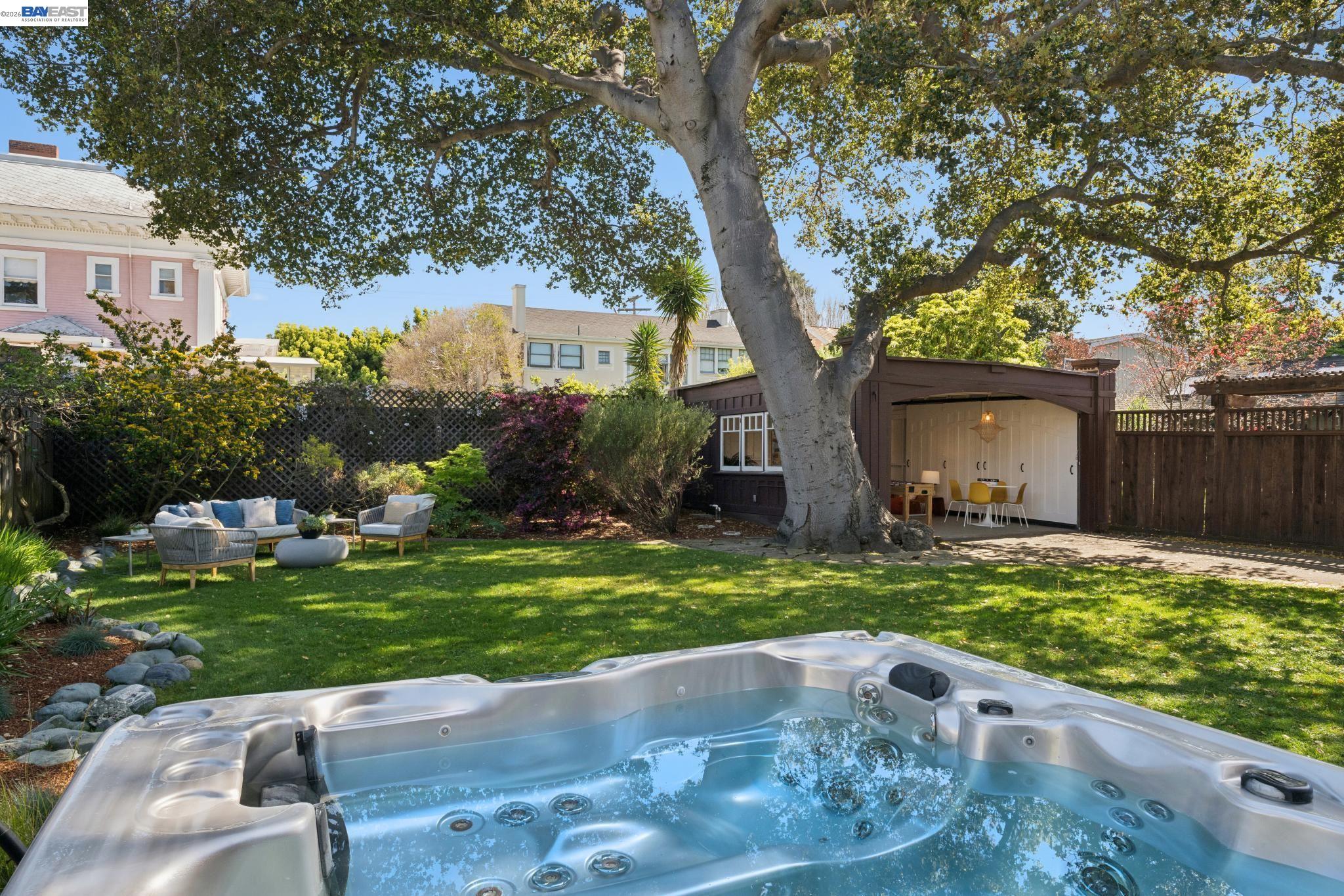 1122 Bay Street Alameda, CA 94501 - Photo 6 of 60