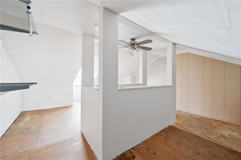 5154-5158 Natrona Way Pittsburgh, PA 15201 - Photo 15 of 46 a view of an empty room