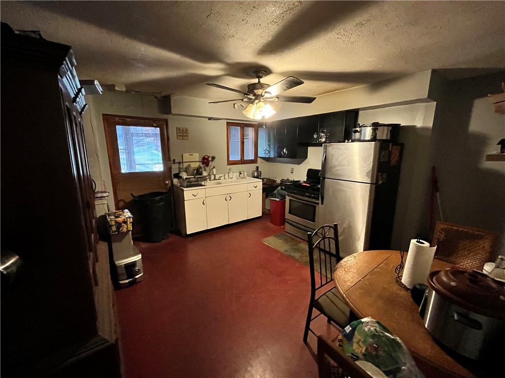 5154-5158 Natrona Way Pittsburgh, PA 15201 - Photo 23 of 46 a work room with furniture and a window