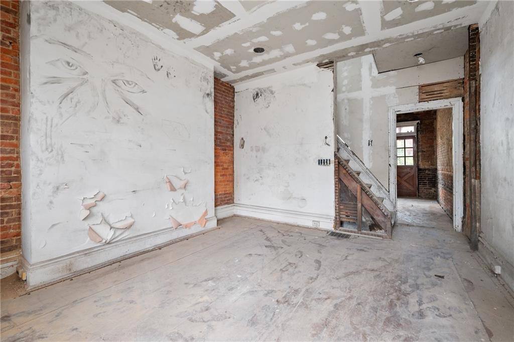 5154-5158 Natrona Way Pittsburgh, PA 15201 - Photo 35 of 46