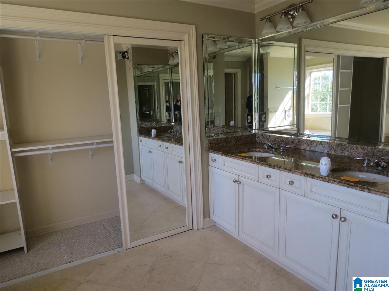 3137 Woodridge Road North Birmingham, AL 35223 - Photo 34 of 38