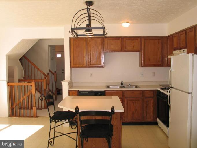 229 Point To Point Square Bel Air, MD 21015 - Photo 7 of 30 Kitchen #3